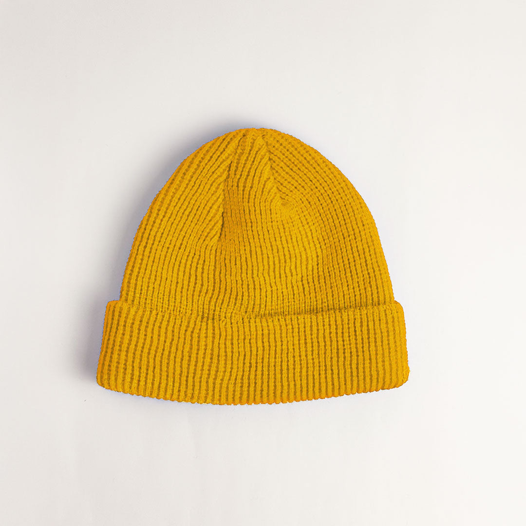 Beanie Pescador Acanalado Medio – Amarillo