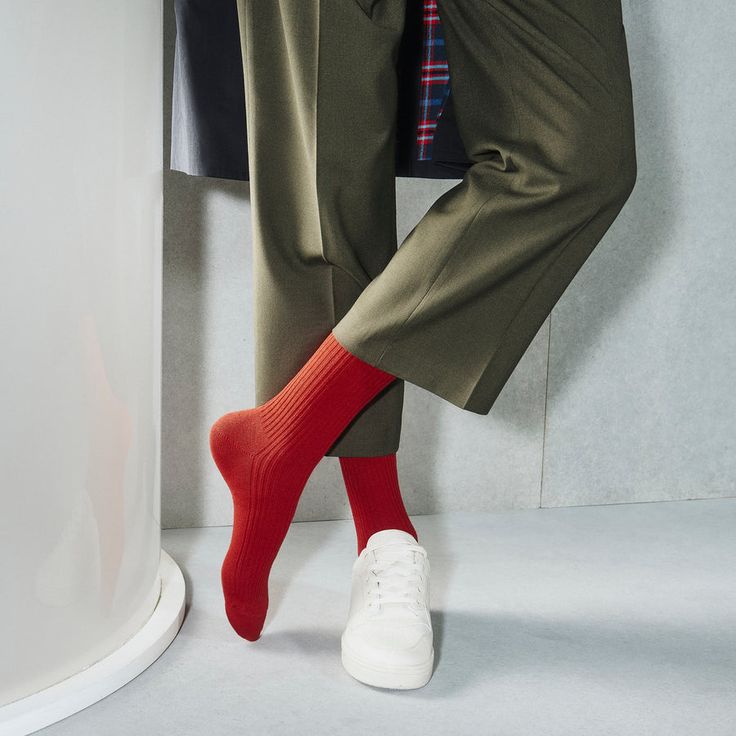 ¿Qué significado tiene el uso de calcetines de diferentes colores?