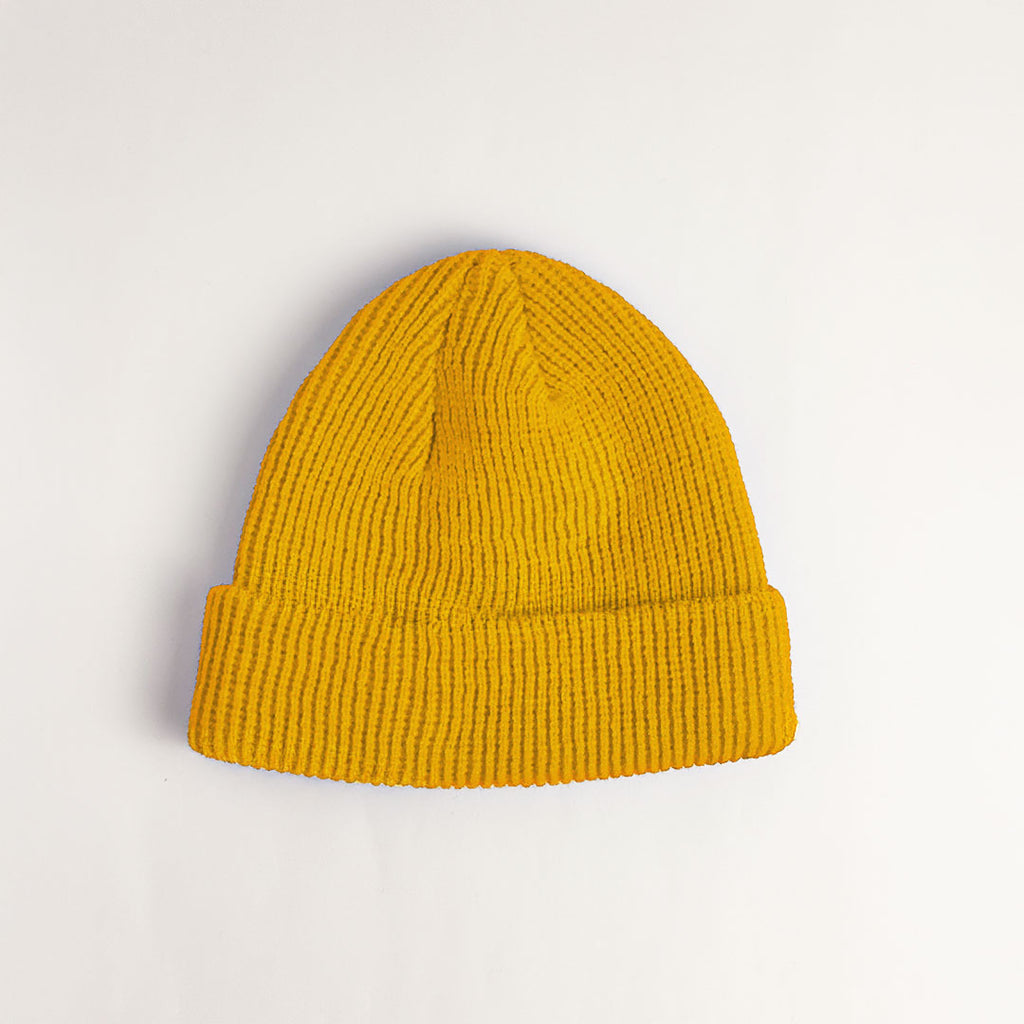 Beanie Pescador Acanalado Medio – Amarillo
